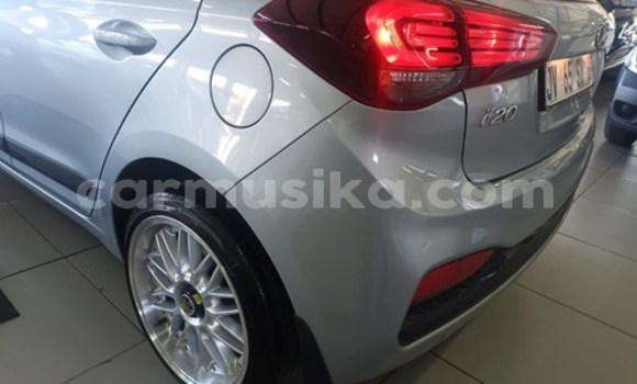 Tenga Tsaru Hyundai i20 Bhuruu Mota in Beitbridge in Matabeleland South Tenga Tsaru Hyundai i20 Bhuruu Mota in Beitbridge in Matabeleland South