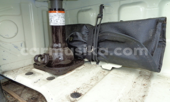 Tenga Tsaru Toyota Hiace Chena Mota in Beitbridge in Matabeleland South Tenga Tsaru Toyota Hiace Chena Mota in Beitbridge in Matabeleland South