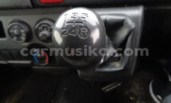 Tenga Tsaru Toyota Hiace Chena Mota in Beitbridge in Matabeleland South Tenga Tsaru Toyota Hiace Chena Mota in Beitbridge in Matabeleland South