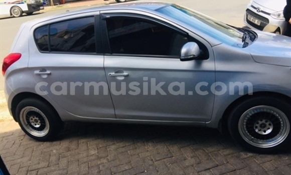 Buy Used Hyundai i20 Silver Car in Beitbridge in Matabeleland South Buy Used Hyundai i20 Silver Car in Beitbridge in Matabeleland South