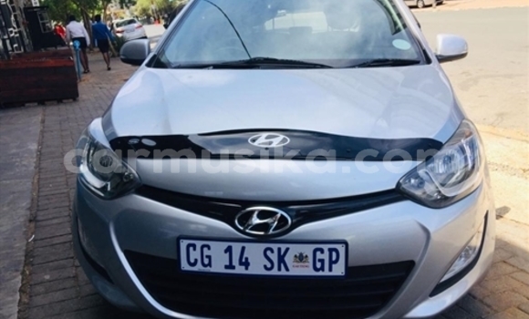 Buy Used Hyundai i20 Silver Car in Beitbridge in Matabeleland South Buy Used Hyundai i20 Silver Car in Beitbridge in Matabeleland South