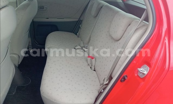 Nunua Ilio tumika Toyota Vitz Nyekundu Gari ndani ya Beitbridge nchini Matabeleland Kusini Nunua Ilio tumika Toyota Vitz Nyekundu Gari ndani ya Beitbridge nchini Matabeleland Kusini