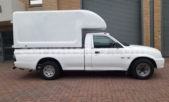 Tenga Tsaru Mitsubishi Colt Chena Mota in Beitbridge in Matabeleland South Tenga Tsaru Mitsubishi Colt Chena Mota in Beitbridge in Matabeleland South