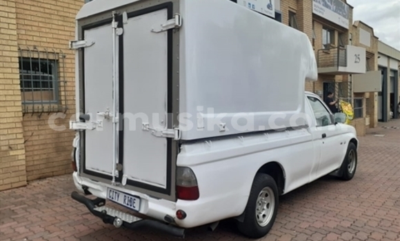 Tenga Tsaru Mitsubishi Colt Chena Mota in Beitbridge in Matabeleland South Tenga Tsaru Mitsubishi Colt Chena Mota in Beitbridge in Matabeleland South