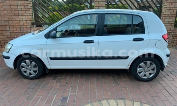 Buy Used Hyundai Getz White Car in Beitbridge in Matabeleland South Buy Used Hyundai Getz White Car in Beitbridge in Matabeleland South