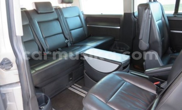 Tenga Tsaru Volkswagen Caravelle Zvimwe Mota in Beitbridge in Matabeleland South Tenga Tsaru Volkswagen Caravelle Zvimwe Mota in Beitbridge in Matabeleland South