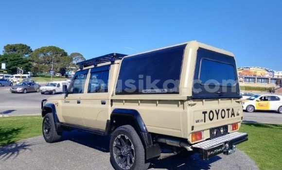 Buy Used Toyota Land Cruiser Other Car in Beitbridge in Matabeleland South Buy Used Toyota Land Cruiser Other Car in Beitbridge in Matabeleland South