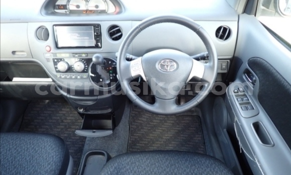 Acheter Occasion Voiture Toyota Sienta Gris à Beitbridge, Matabeleland South Acheter Occasion Voiture Toyota Sienta Gris à Beitbridge, Matabeleland South
