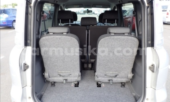 Acheter Occasion Voiture Toyota Sienta Gris à Beitbridge, Matabeleland South Acheter Occasion Voiture Toyota Sienta Gris à Beitbridge, Matabeleland South