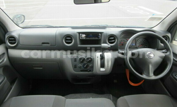 Buy Used Nissan NV350 Caravan Silver Car in Beitbridge in Matabeleland South Buy Used Nissan NV350 Caravan Silver Car in Beitbridge in Matabeleland South