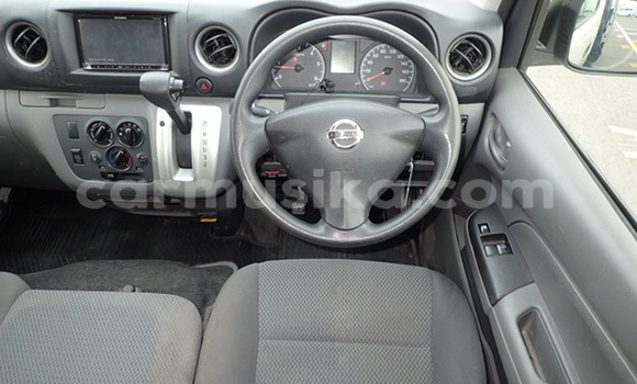 Acheter Occasion Voiture Nissan NV350 Caravan Blanc à Beitbridge, Matabeleland South Acheter Occasion Voiture Nissan NV350 Caravan Blanc à Beitbridge, Matabeleland South