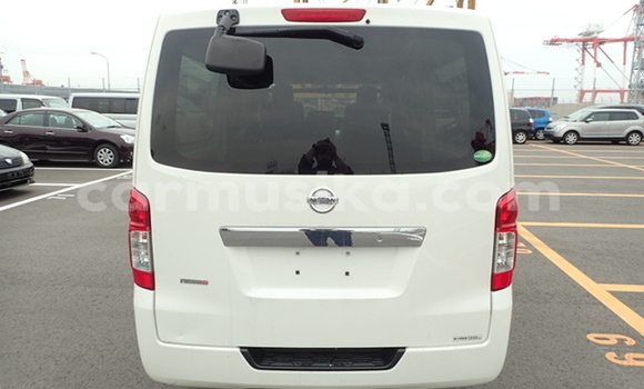 Acheter Occasion Voiture Nissan NV350 Caravan Blanc à Beitbridge, Matabeleland South Acheter Occasion Voiture Nissan NV350 Caravan Blanc à Beitbridge, Matabeleland South