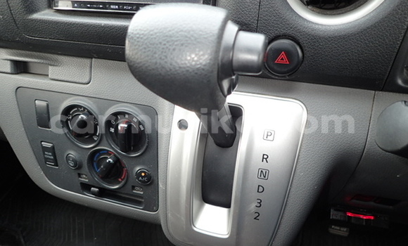 Acheter Occasion Voiture Nissan NV350 Caravan Blanc à Beitbridge, Matabeleland South Acheter Occasion Voiture Nissan NV350 Caravan Blanc à Beitbridge, Matabeleland South