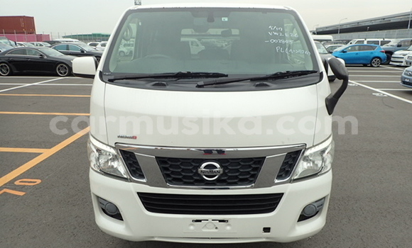 Acheter Occasion Voiture Nissan NV350 Caravan Blanc à Beitbridge, Matabeleland South Acheter Occasion Voiture Nissan NV350 Caravan Blanc à Beitbridge, Matabeleland South