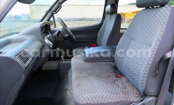 Acheter Occasion Voiture Toyota Hiace Blanc à Beitbridge, Matabeleland South Acheter Occasion Voiture Toyota Hiace Blanc à Beitbridge, Matabeleland South