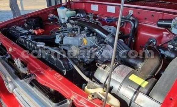 Acheter Occasion Voiture Toyota Hilux Rouge à Beitbridge, Matabeleland South Acheter Occasion Voiture Toyota Hilux Rouge à Beitbridge, Matabeleland South