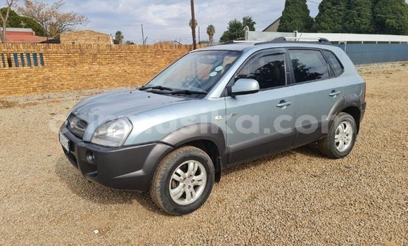 Nunua Ilio tumika Hyundai Tucson Fedha Gari ndani ya Beitbridge nchini Matabeleland Kusini