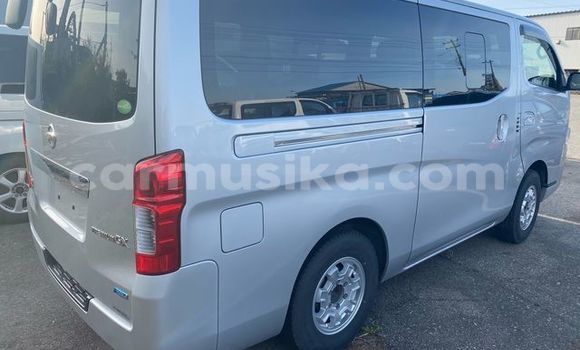 Acheter Occasion Voiture Nissan Nv350 Gris à Beitbridge, Matabeleland South Acheter Occasion Voiture Nissan Nv350 Gris à Beitbridge, Matabeleland South