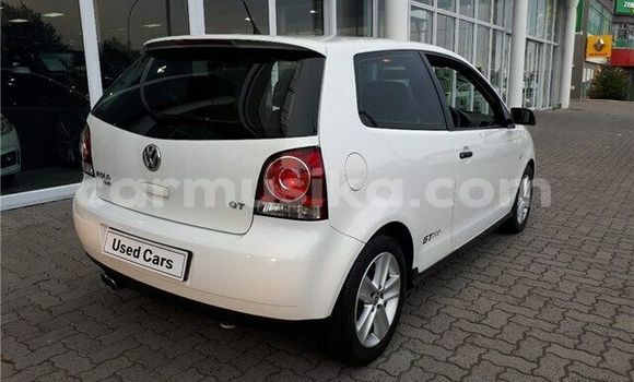 Tenga Tsaru Volkswagen Polo Chena Mota in Beitbridge in Matabeleland South Tenga Tsaru Volkswagen Polo Chena Mota in Beitbridge in Matabeleland South