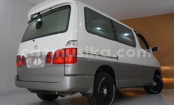 Buy Used Toyota Granvia Other Car in Beitbridge in Matabeleland South Buy Used Toyota Granvia Other Car in Beitbridge in Matabeleland South
