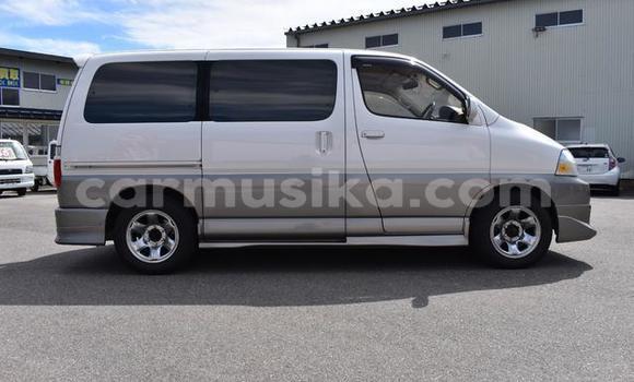 Buy Used Toyota Granvia Other Car in Beitbridge in Matabeleland South Buy Used Toyota Granvia Other Car in Beitbridge in Matabeleland South