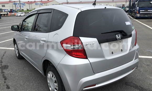 Buy Used Honda Fit Silver Car in Beitbridge in Matabeleland South Buy Used Honda Fit Silver Car in Beitbridge in Matabeleland South