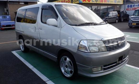 Acheter Occasion Voiture Toyota Granvia Autre à Beitbridge, Matabeleland South Acheter Occasion Voiture Toyota Granvia Autre à Beitbridge, Matabeleland South