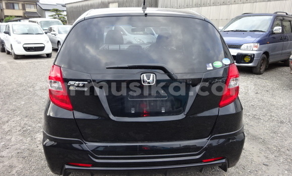 Acheter Occasion Voiture Honda Fit Noir à Beitbridge, Matabeleland South Acheter Occasion Voiture Honda Fit Noir à Beitbridge, Matabeleland South