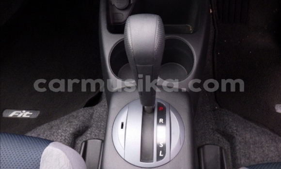 Nunua Ilio tumika Honda Fit Bluu Gari ndani ya Beitbridge nchini Matabeleland Kusini Nunua Ilio tumika Honda Fit Bluu Gari ndani ya Beitbridge nchini Matabeleland Kusini