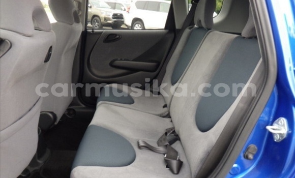 Nunua Ilio tumika Honda Fit Bluu Gari ndani ya Beitbridge nchini Matabeleland Kusini Nunua Ilio tumika Honda Fit Bluu Gari ndani ya Beitbridge nchini Matabeleland Kusini