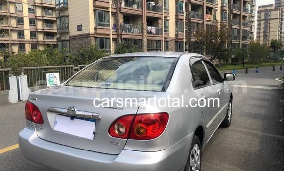 Nunua Ilio tumika Toyota Corolla Fedha Gari ndani ya Harare nchini Harare Nunua Ilio tumika Toyota Corolla Fedha Gari ndani ya Harare nchini Harare