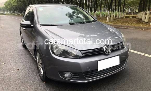 Nunua Ilio tumika Volkswagen Golf Fedha Gari ndani ya Harare nchini Harare Nunua Ilio tumika Volkswagen Golf Fedha Gari ndani ya Harare nchini Harare
