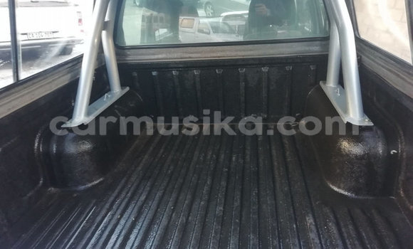 Acheter Occasion Voiture Nissan NP 300 Blanc à Beitbridge, Matabeleland South Acheter Occasion Voiture Nissan NP 300 Blanc à Beitbridge, Matabeleland South