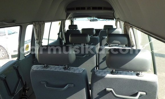 Acheter Occasion Voiture Toyota Hiace Blanc à Beitbridge, Matabeleland South Acheter Occasion Voiture Toyota Hiace Blanc à Beitbridge, Matabeleland South