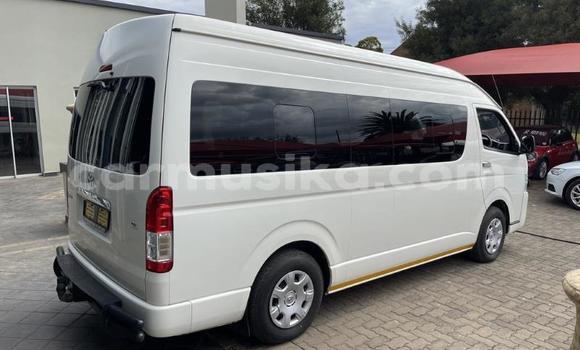 Buy Used Toyota Sprinter Carib White Car in Beitbridge in Matabeleland South Buy Used Toyota Sprinter Carib White Car in Beitbridge in Matabeleland South