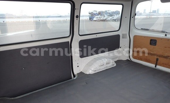 Acheter Occasion Voiture Mazda Bongo Bleu à Chitungwiza, Harare Acheter Occasion Voiture Mazda Bongo Bleu à Chitungwiza, Harare