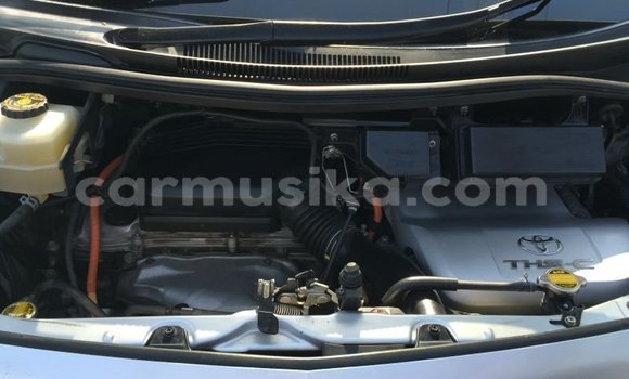 Buy Used Toyota Alphard Silver Car in Beitbridge in Matabeleland South Buy Used Toyota Alphard Silver Car in Beitbridge in Matabeleland South