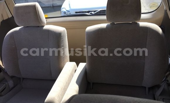 Buy Used Toyota Alphard Silver Car in Beitbridge in Matabeleland South Buy Used Toyota Alphard Silver Car in Beitbridge in Matabeleland South