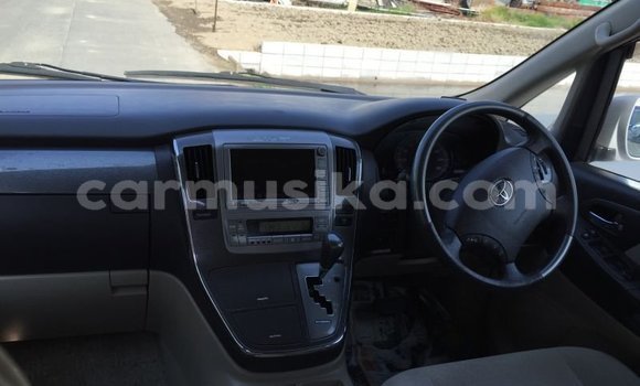 Buy Used Toyota Alphard Silver Car in Beitbridge in Matabeleland South Buy Used Toyota Alphard Silver Car in Beitbridge in Matabeleland South