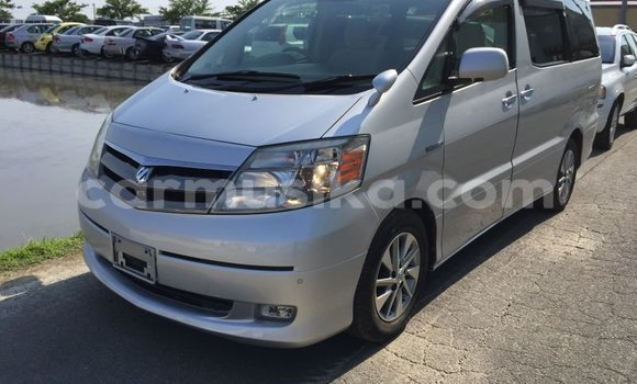 Buy Used Toyota Alphard Silver Car in Beitbridge in Matabeleland South Buy Used Toyota Alphard Silver Car in Beitbridge in Matabeleland South
