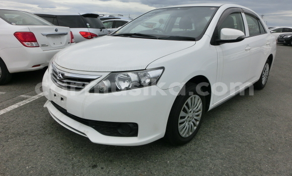 Tenga Tsaru Toyota Allion Chena Mota in Beitbridge in Matabeleland South Tenga Tsaru Toyota Allion Chena Mota in Beitbridge in Matabeleland South