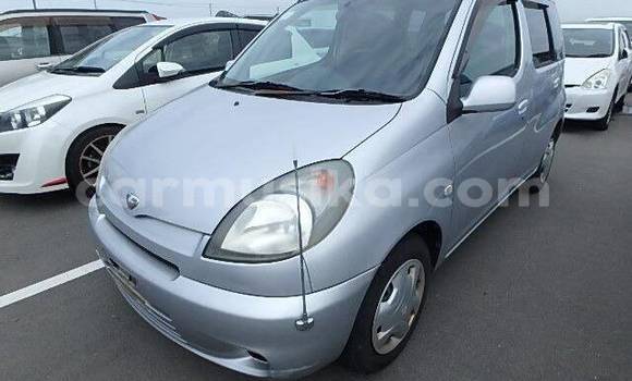 Tenga Tsaru Toyota FunCargo Sirivha Mota in Beitbridge in Matabeleland South