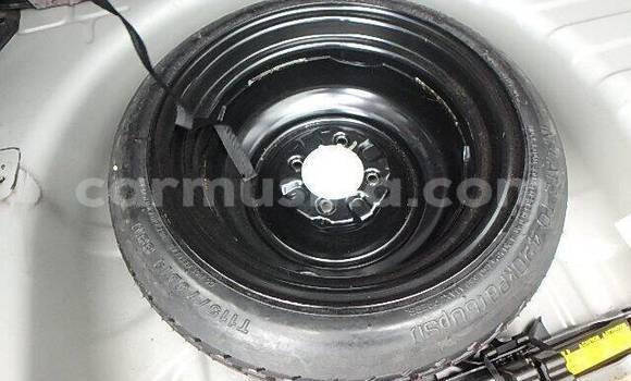 Acheter Occasion Voiture Toyota FunCargo Gris à Beitbridge, Matabeleland South Acheter Occasion Voiture Toyota FunCargo Gris à Beitbridge, Matabeleland South