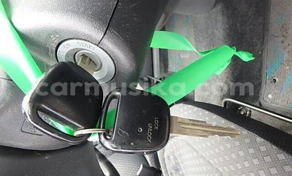 Acheter Occasion Voiture Toyota FunCargo Gris à Beitbridge, Matabeleland South Acheter Occasion Voiture Toyota FunCargo Gris à Beitbridge, Matabeleland South