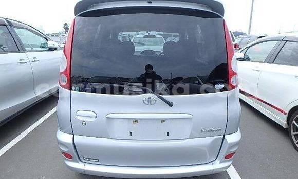 Acheter Occasion Voiture Toyota FunCargo Gris à Beitbridge, Matabeleland South Acheter Occasion Voiture Toyota FunCargo Gris à Beitbridge, Matabeleland South