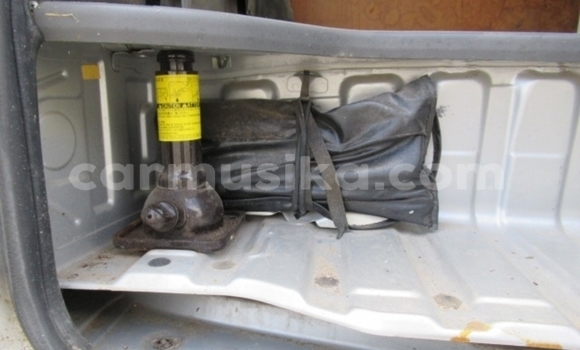 Acheter Occasion Voiture Toyota Hiace Gris à Beitbridge, Matabeleland South Acheter Occasion Voiture Toyota Hiace Gris à Beitbridge, Matabeleland South