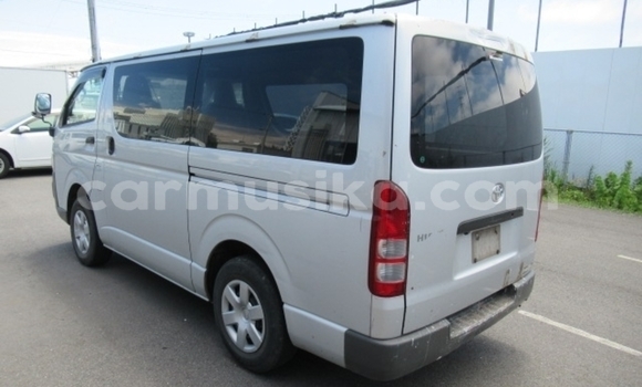 Acheter Occasion Voiture Toyota Hiace Gris à Beitbridge, Matabeleland South Acheter Occasion Voiture Toyota Hiace Gris à Beitbridge, Matabeleland South