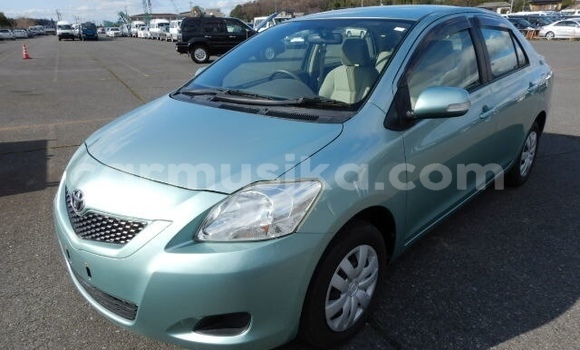 Acheter Occasion Voiture Toyota Belta Bleu à Beitbridge, Matabeleland South Acheter Occasion Voiture Toyota Belta Bleu à Beitbridge, Matabeleland South