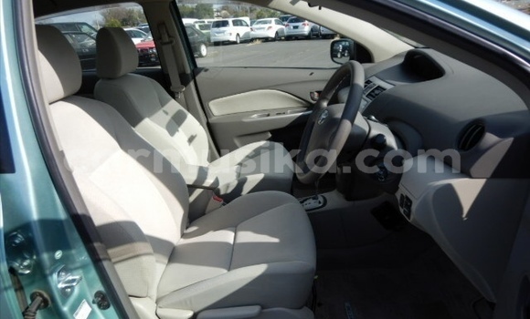 Acheter Occasion Voiture Toyota Belta Bleu à Beitbridge, Matabeleland South Acheter Occasion Voiture Toyota Belta Bleu à Beitbridge, Matabeleland South