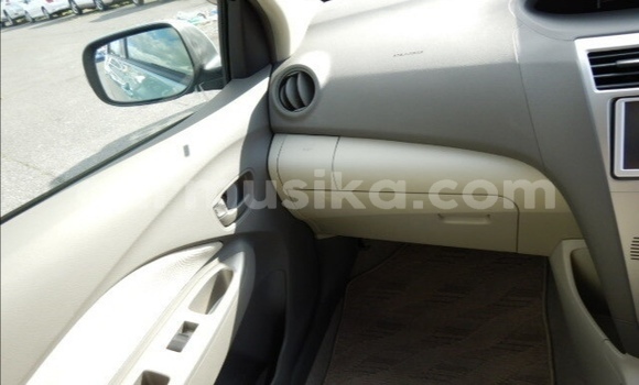 Acheter Occasion Voiture Toyota Belta Bleu à Beitbridge, Matabeleland South Acheter Occasion Voiture Toyota Belta Bleu à Beitbridge, Matabeleland South